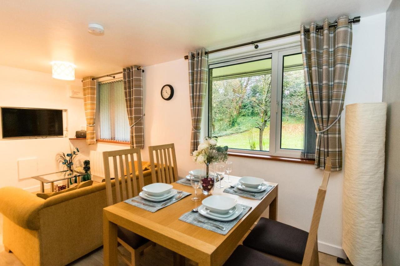 1 Bedroom Newton Apartment L Free Parking L Wigan Royal Infirmary L Haigh Hall L Central Location 외부 사진